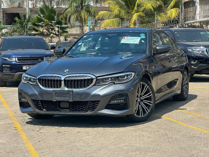 2019 BMW 320I in grey, photo 1 of 12, for sale in Kenya (Ref B19-38387)
