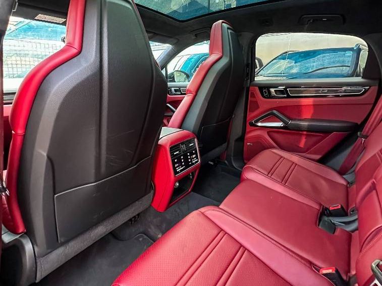 2020 Porsche Cayenne