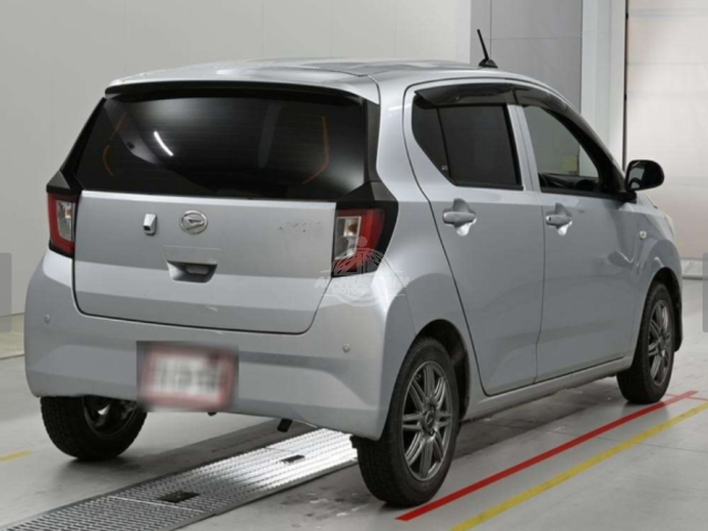 2019 Daihatsu Mira in silver, photo 4 of 4, for sale in Kenya (Ref D19-40023)