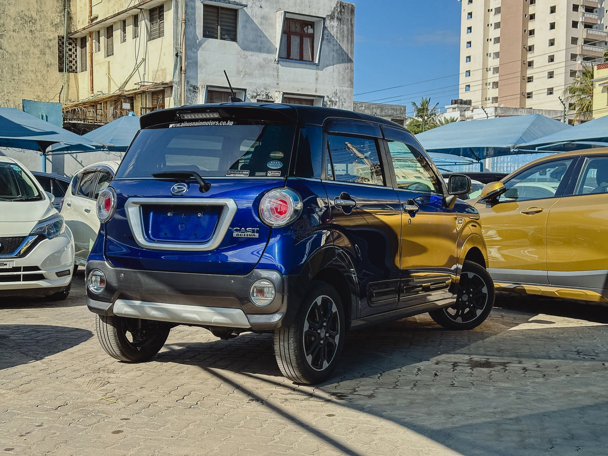 2019 Daihatsu Cast