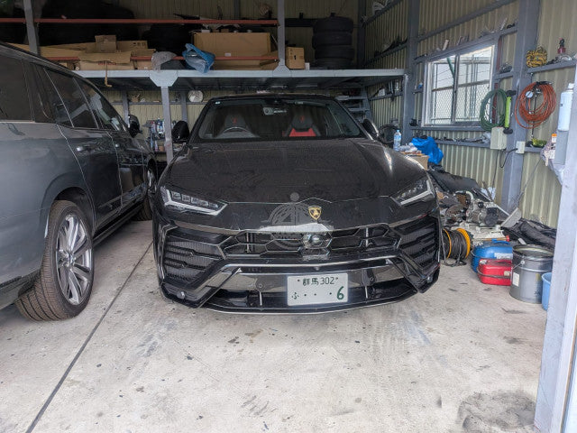 2020 Lamborghini Urus in black, photo 1 of 5, for sale in Kenya (Ref L20-08344)