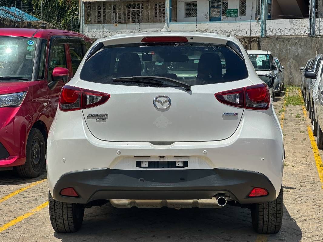 2019 Mazda Demio