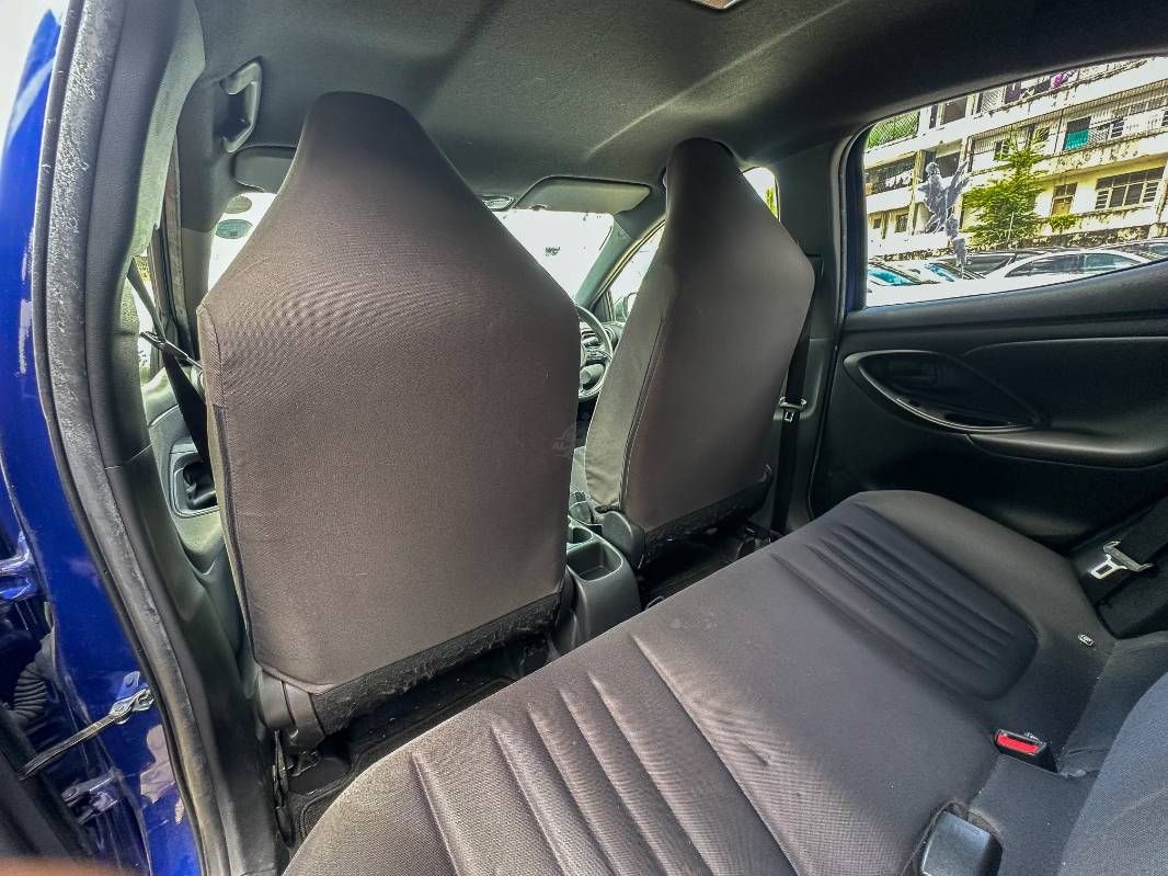 2021 Toyota Yaris in blue, photo 11 of 12, for sale in Kenya (Ref T21-74203)