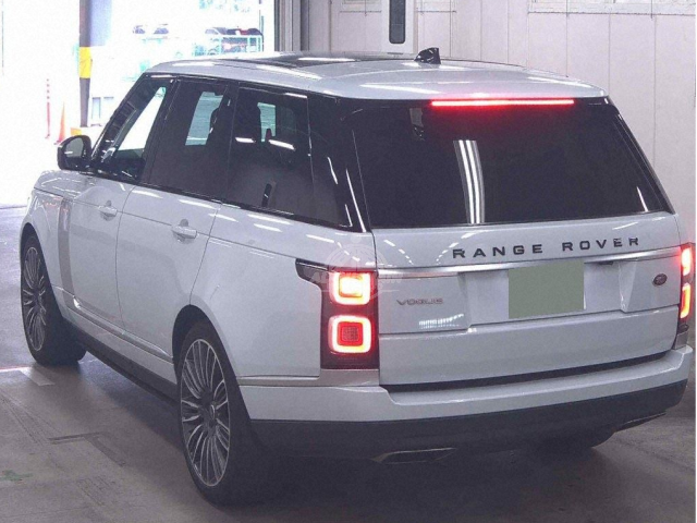 2019 Land Rover Range Rover in pearl, photo 3 of 3, for sale in Kenya (Ref L19-57018)