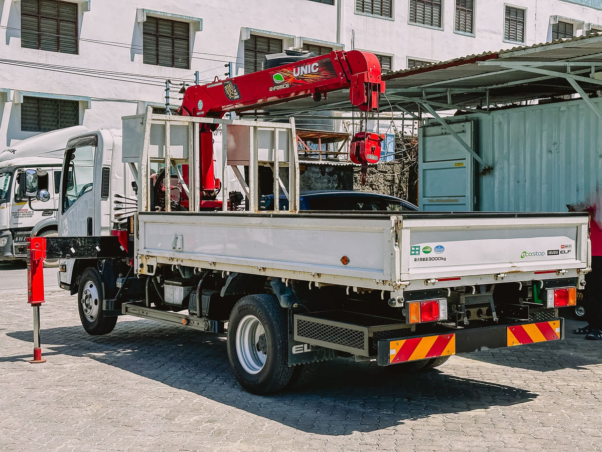 2018 Isuzu Elf