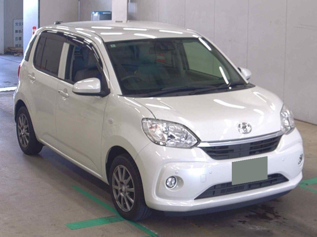 2019 Toyota Passo in pearl, photo 1 of 3, for sale in Kenya (Ref T19-29049)