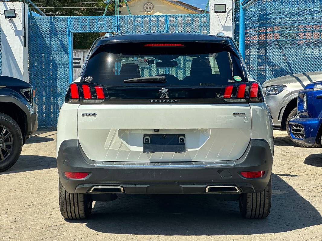 2020 Peugeot 5008