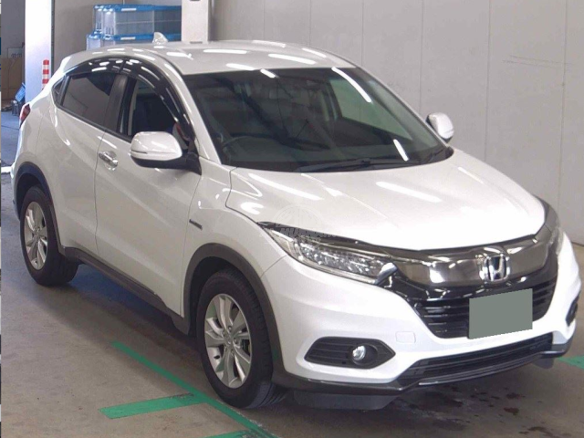 2019 Honda Vezel in pearl, photo 1 of 3, for sale in Kenya (Ref H19-31867)