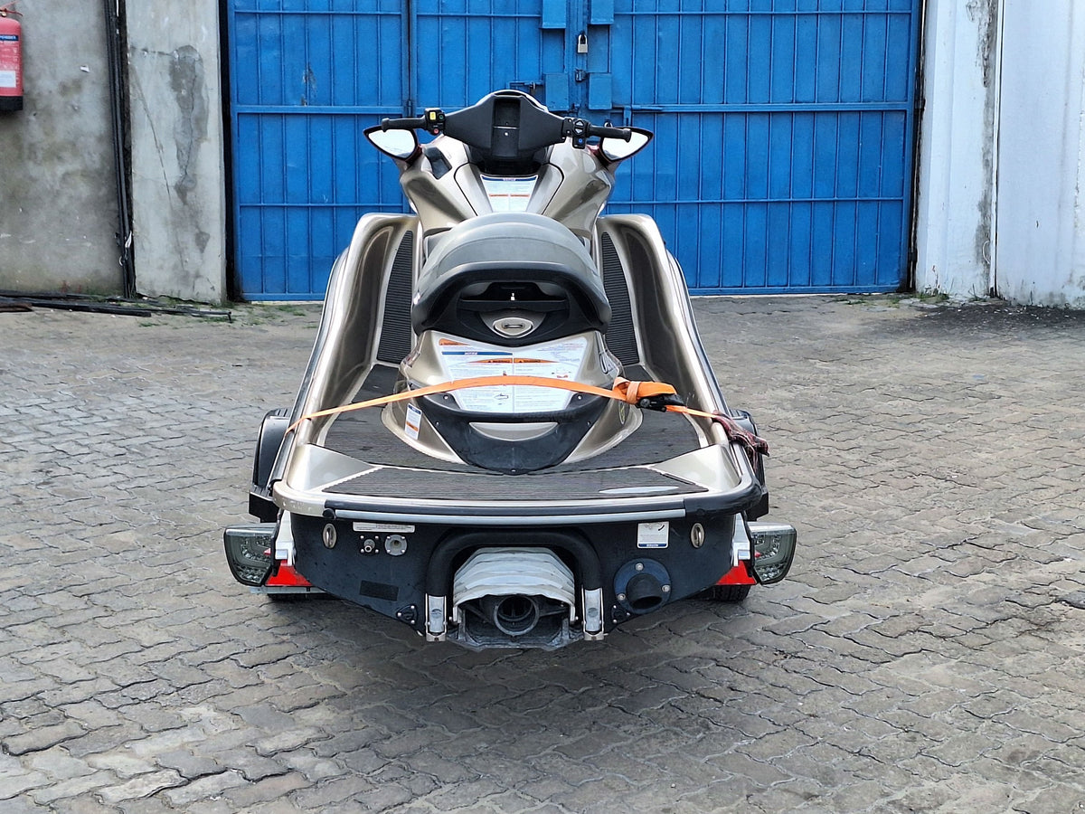 2018 Kawasaki Ultra300lx in gold, photo 4 of 11, for sale in Kenya (Ref K18-0j213)
