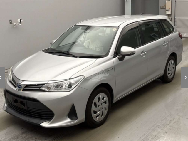 2019 Toyota Fielder in silver, photo 1 of 2, for sale in Kenya (Ref T19-18997)