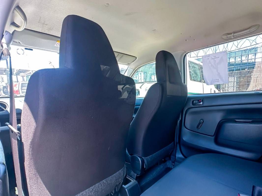 2019 Toyota Probox in white, photo 14 of 15, for sale in Kenya (Ref T19-02683)
