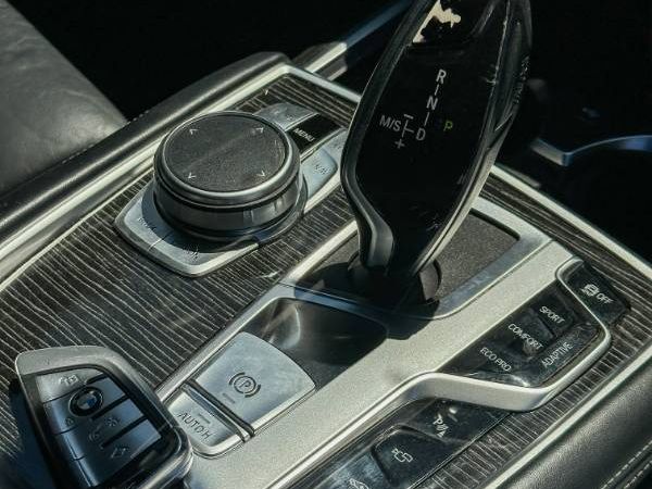 2019 BMW 740d