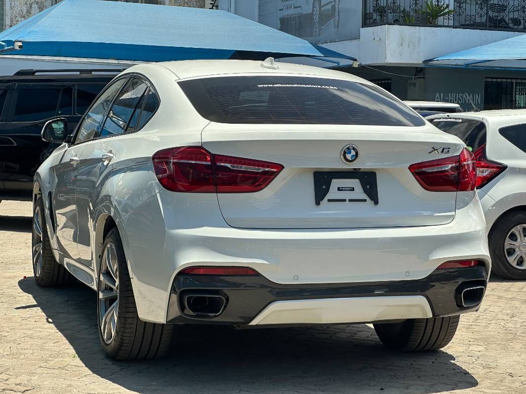 2019 BMW X6 in white, photo 4 of 13, for sale in Kenya (Ref B19-56574)