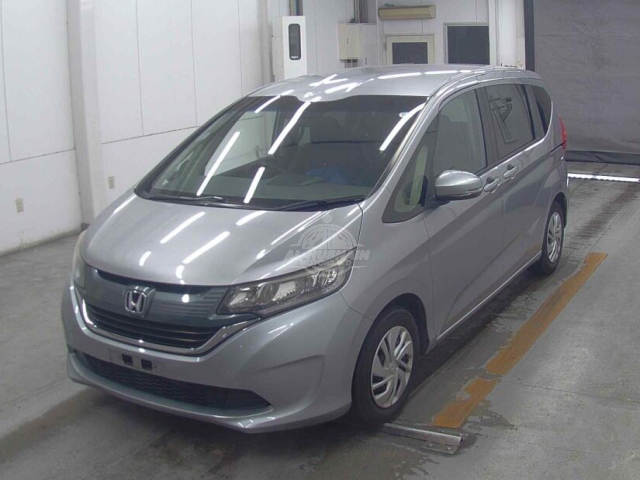 2019 Honda Freed in silver, photo 1 of 4, for sale in Kenya (Ref H19-07709)
