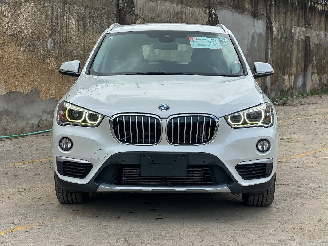 2019 BMW X1 in white, photo 2 of 12, for sale in Kenya (Ref B19-82222)