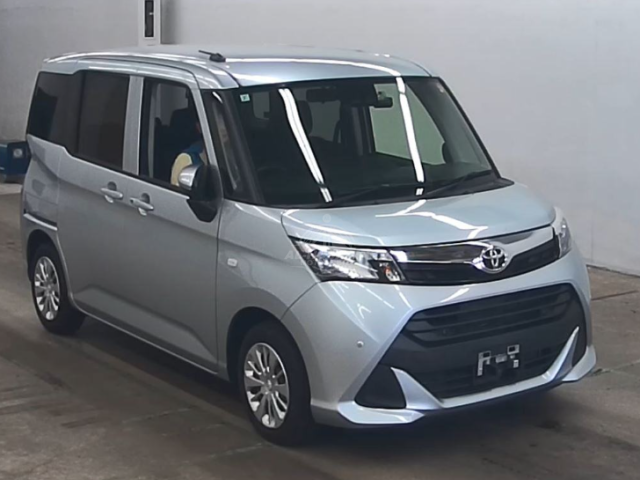 2019 Toyota Tank in silver, photo 1 of 4, for sale in Kenya (Ref T19-45731)