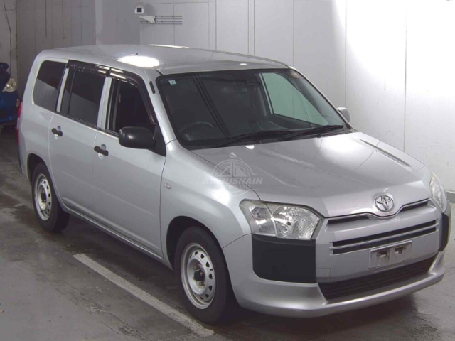 2020 Toyota Probox in silver, photo 1 of 3, for sale in Kenya (Ref T20-46256)