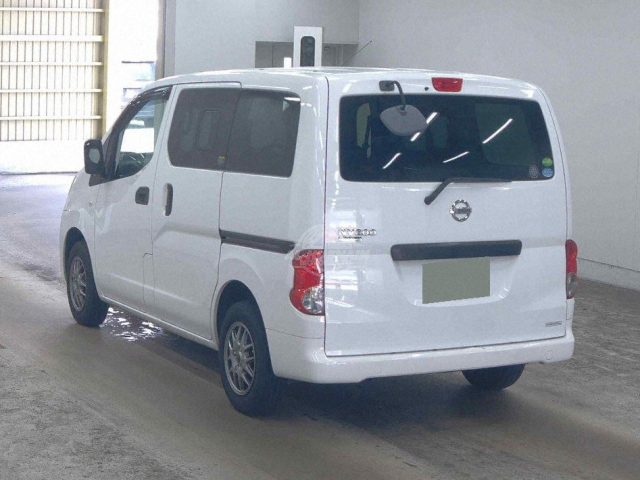2019 Nissan NV200 in white, photo 4 of 4, for sale in Kenya (Ref N19-31736)