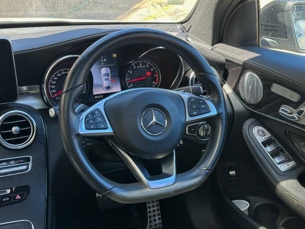 2019 Mercedes-Benz GLC43 in pearl, photo 9 of 12, for sale in Kenya (Ref M19-55223)