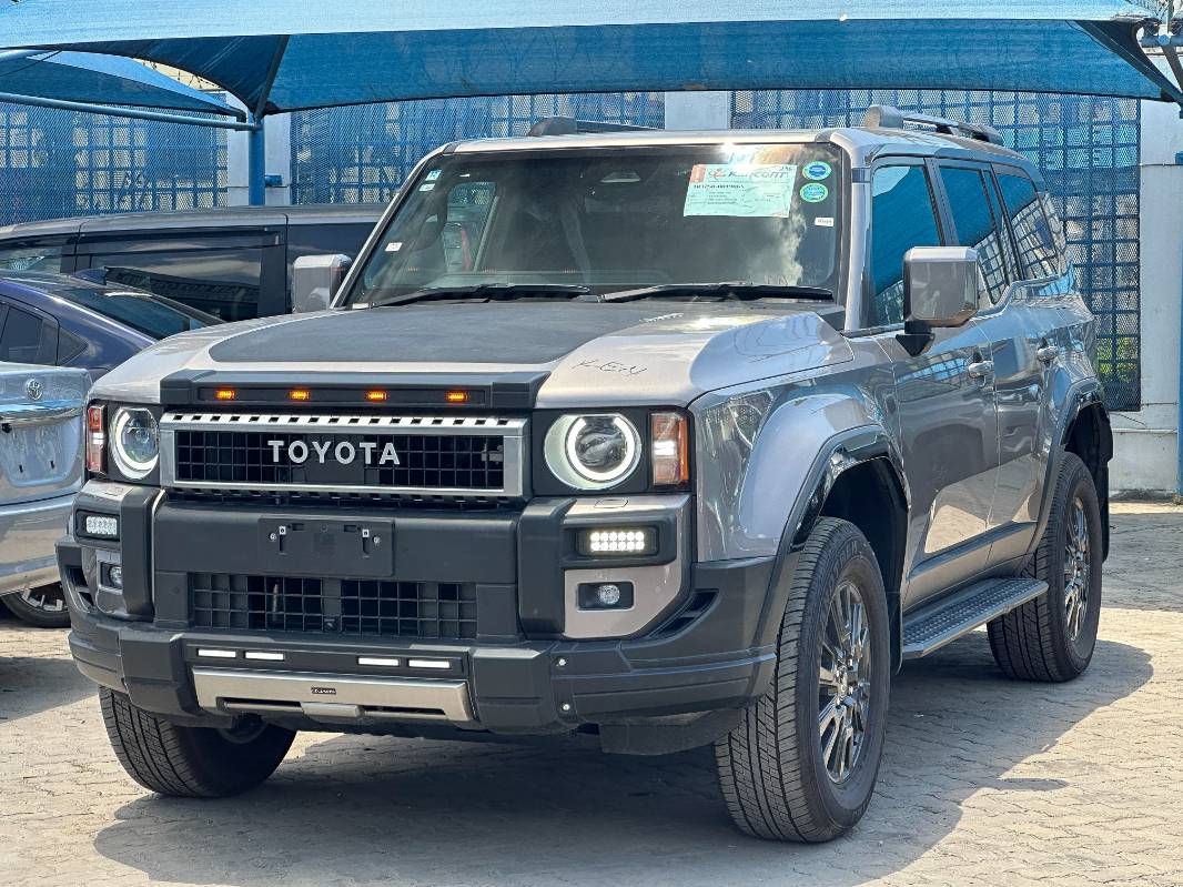 2024 Toyota Landcruiser 250 in bronz, photo 3 of 13, for sale in Kenya (Ref T24-19065)