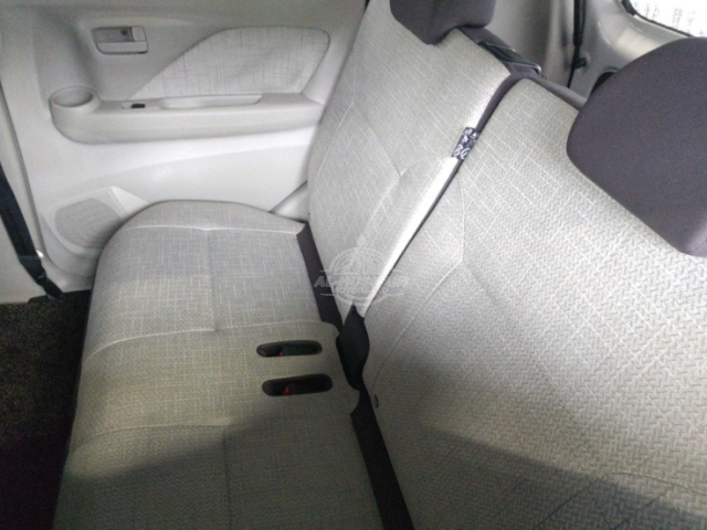 2019 Nissan Dayz in pearl, photo 2 of 4, for sale in Kenya (Ref N19-13374)
