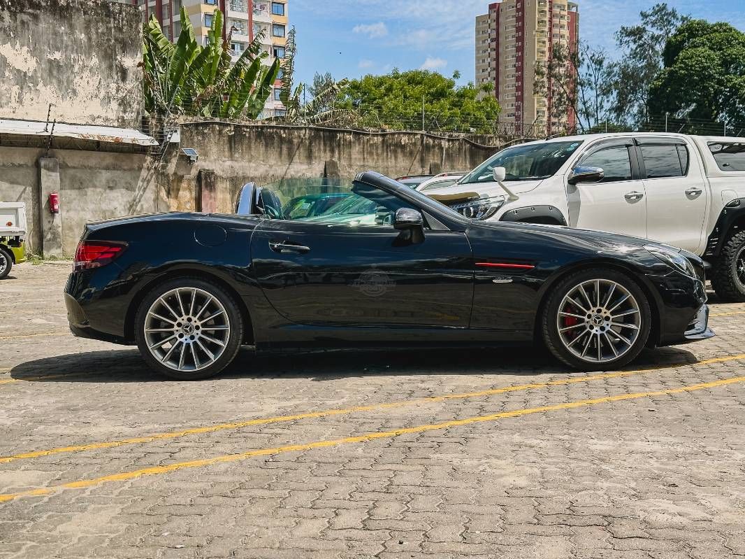 2018 Mercedes-Benz SLC180, photo 7