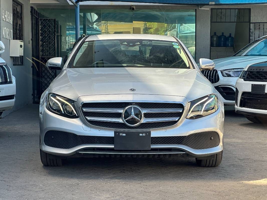2019 Mercedes-Benz E200