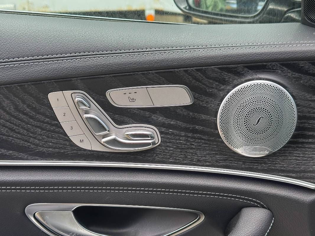 2019 Mercedes-Benz E300