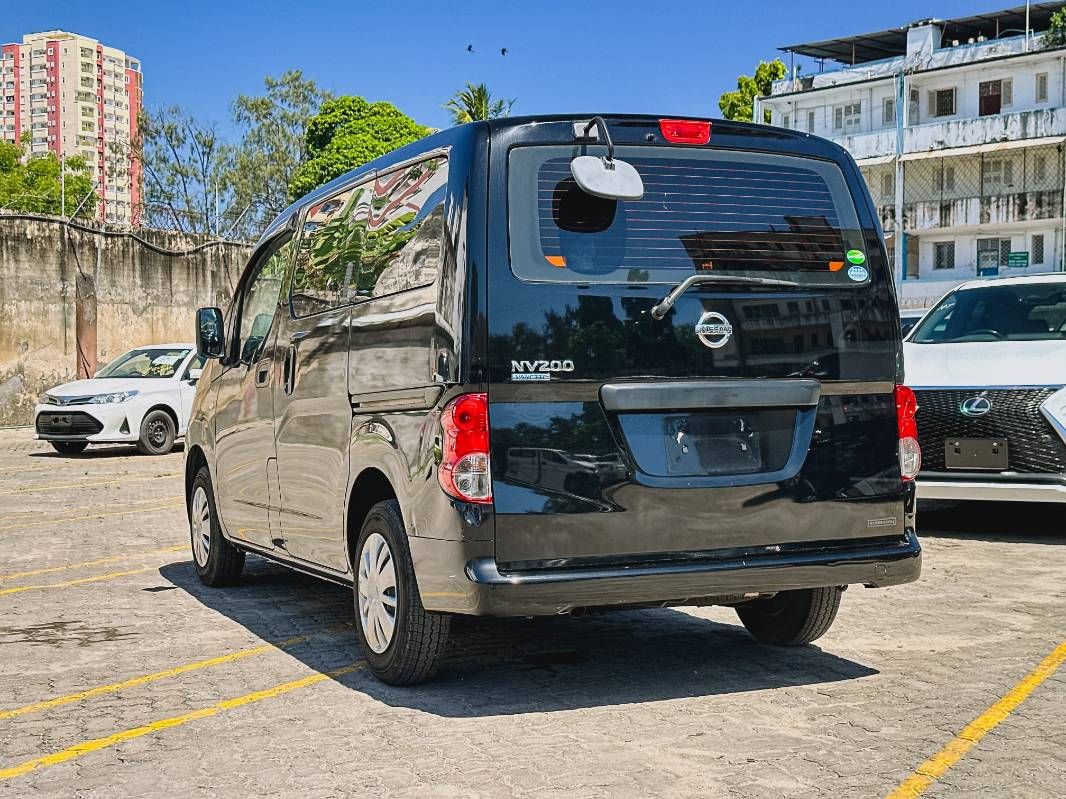 2018 Nissan NV200, photo 4