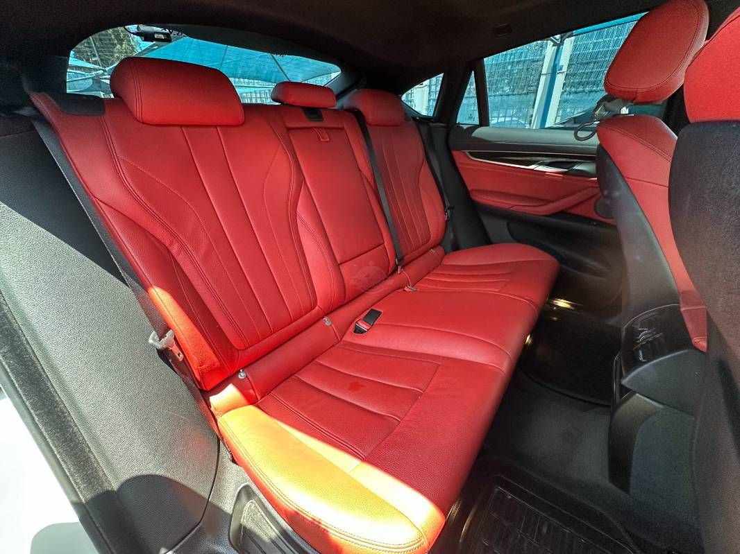 2019 BMW X6 in white, photo 13 of 13, for sale in Kenya (Ref B19-56574)