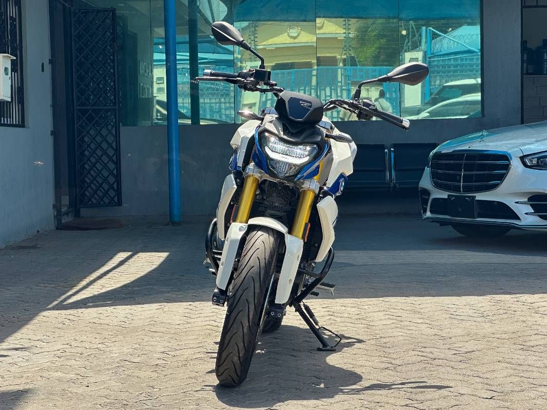 2021 BMW G310R