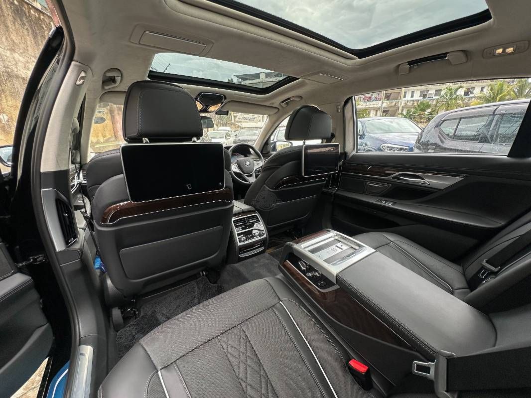 2019 BMW 750Li