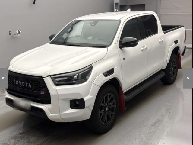 2022 Toyota Hilux in white, photo 1 of 2, for sale in Kenya (Ref T22-31911)