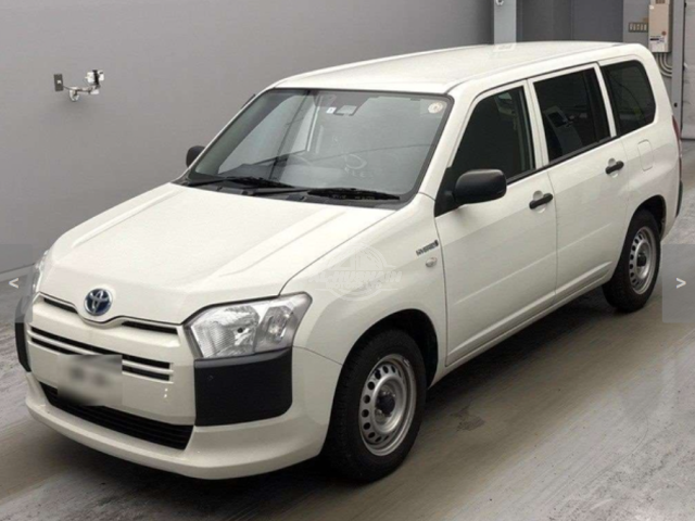 2020 Toyota Probox in white, photo 1 of 2, for sale in Kenya (Ref T20-20556)
