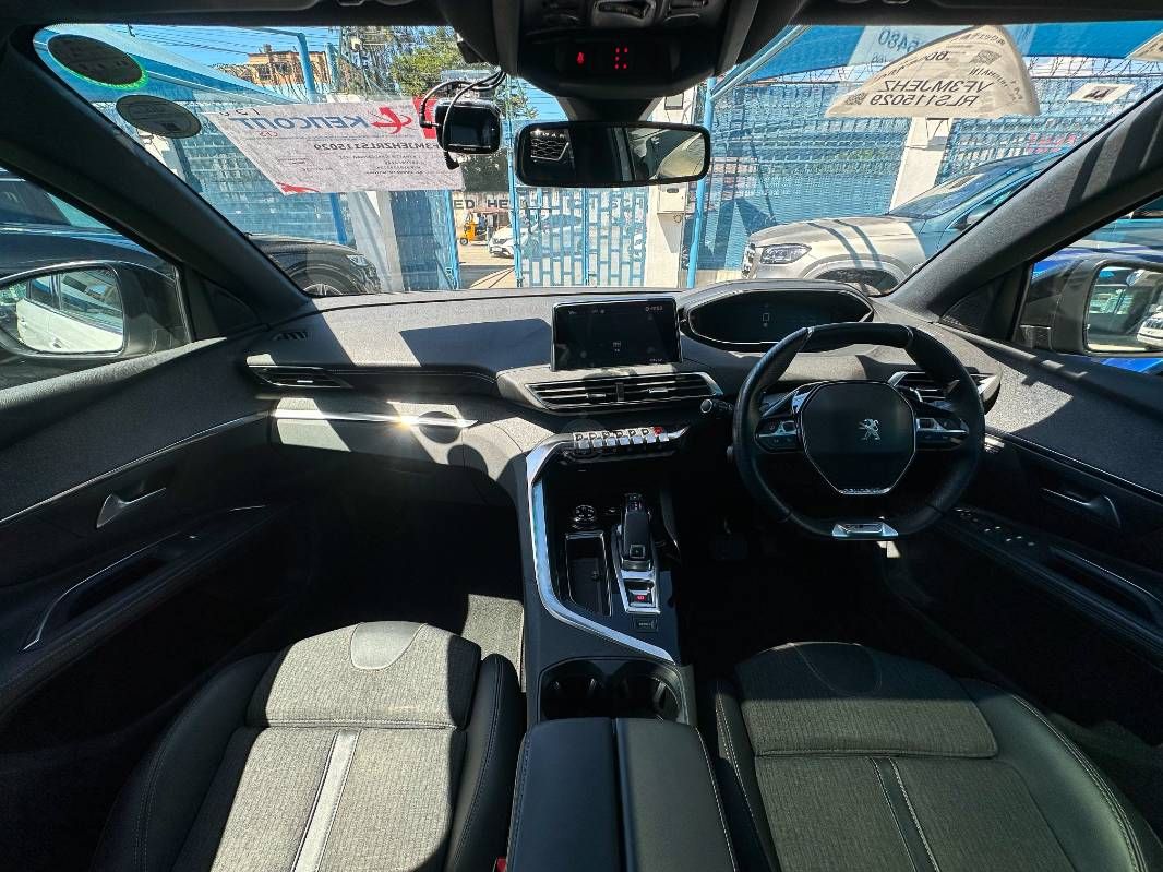 2020 Peugeot 5008