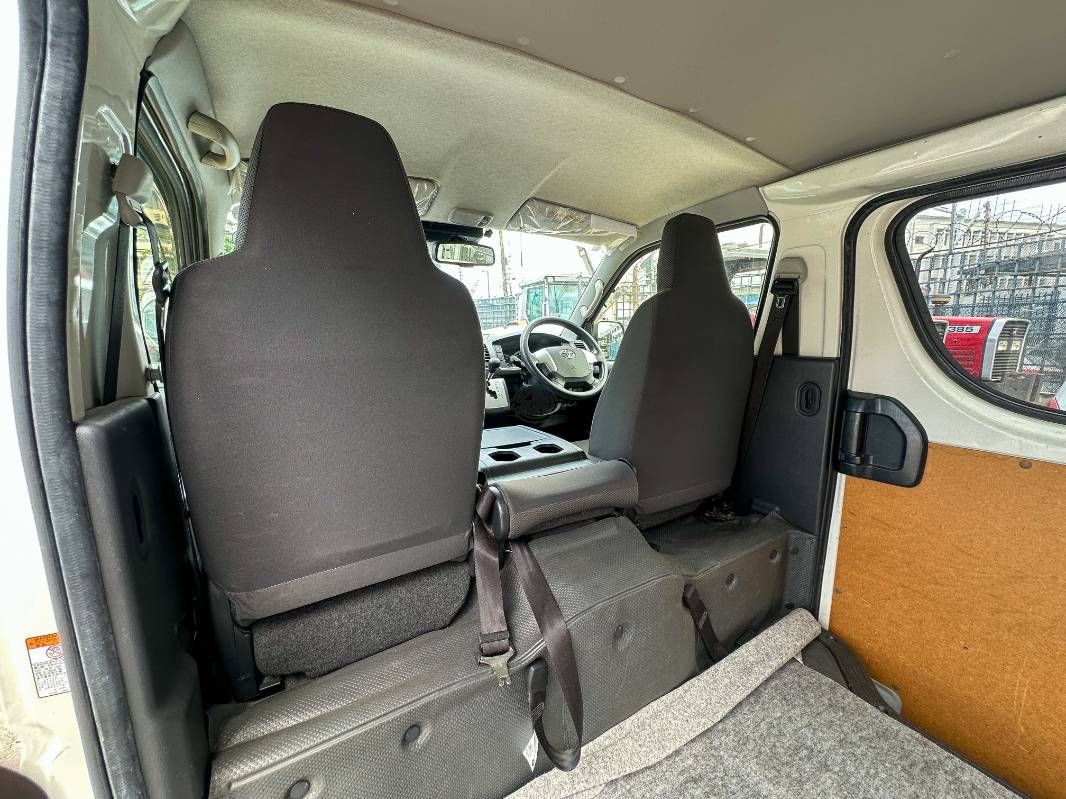 2019 Toyota Hiace, photo 9