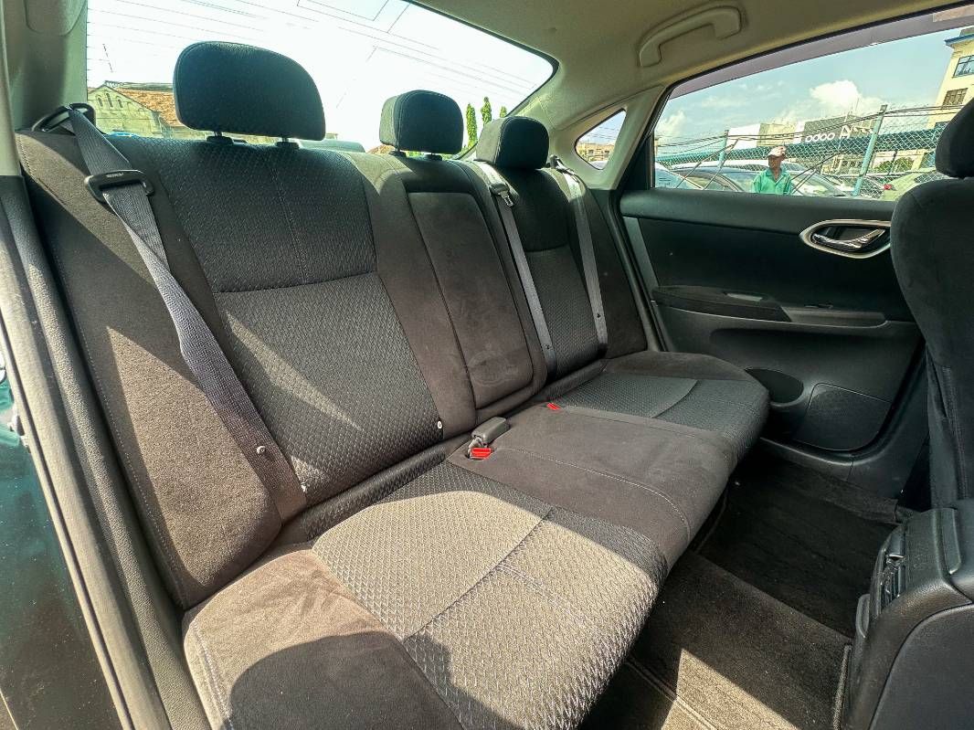2019 Nissan Sylphy in black, photo 12 of 12, for sale in Kenya (Ref N19-34206)