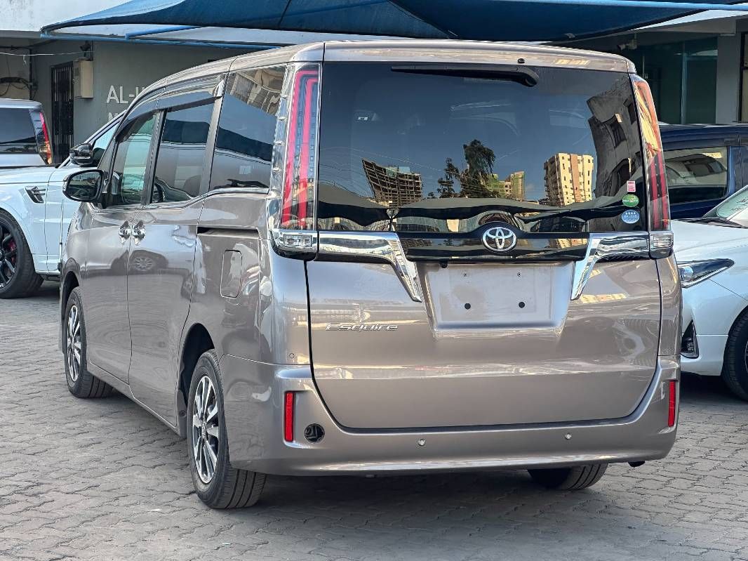 2019 Toyota Esquire
