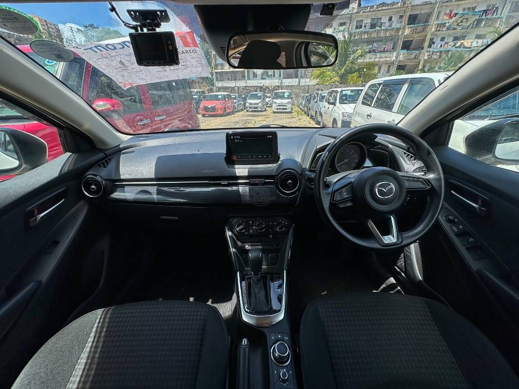 2019 Mazda Demio