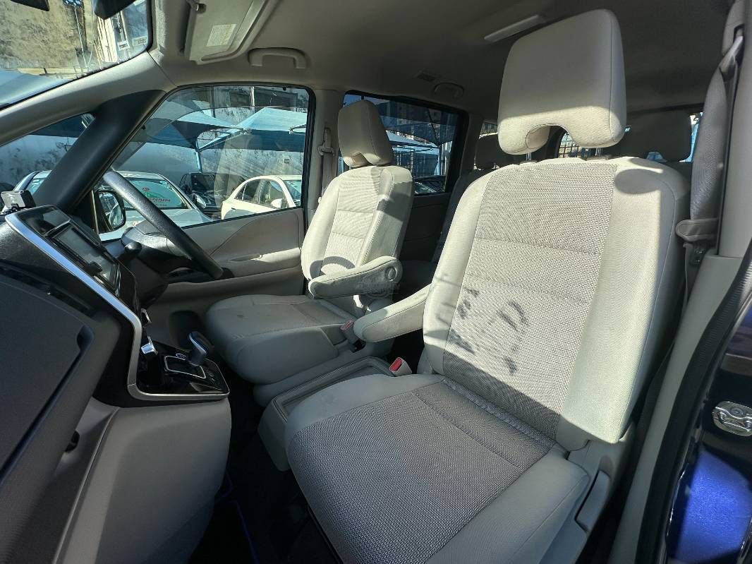 2019 Nissan Serena